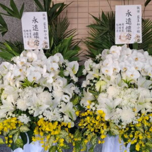 基隆追思花籃一對